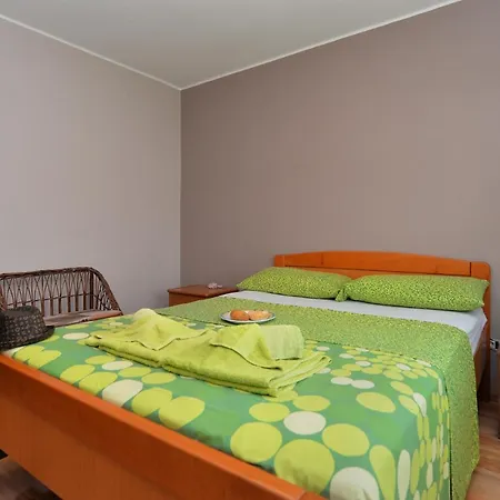 Nyaraló House Tanja 1776 *