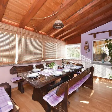 House Tanja 1776 *